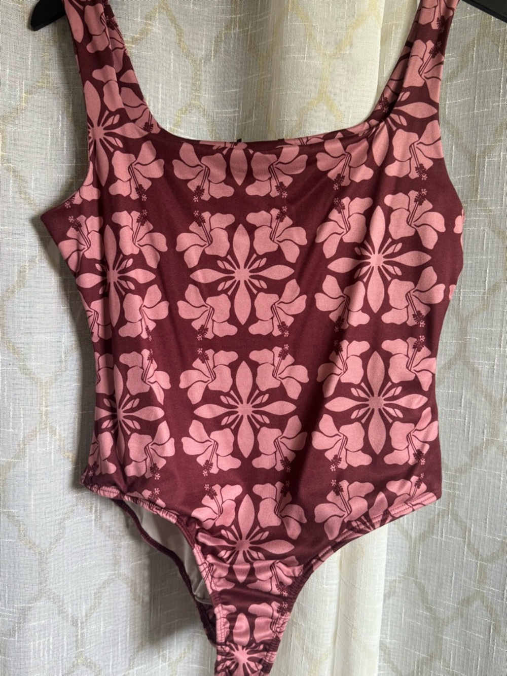 Hawaiian print Bodysuit in Maroon and Pink